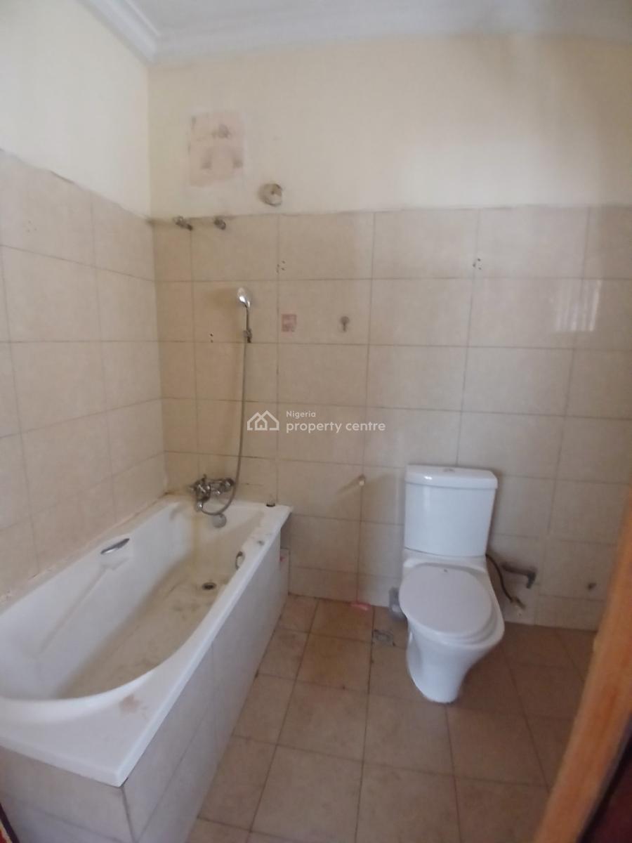Spacious 3 Bedrooms Flat on First Floor, Gudu, Abuja, Flat / Apartment for Rent