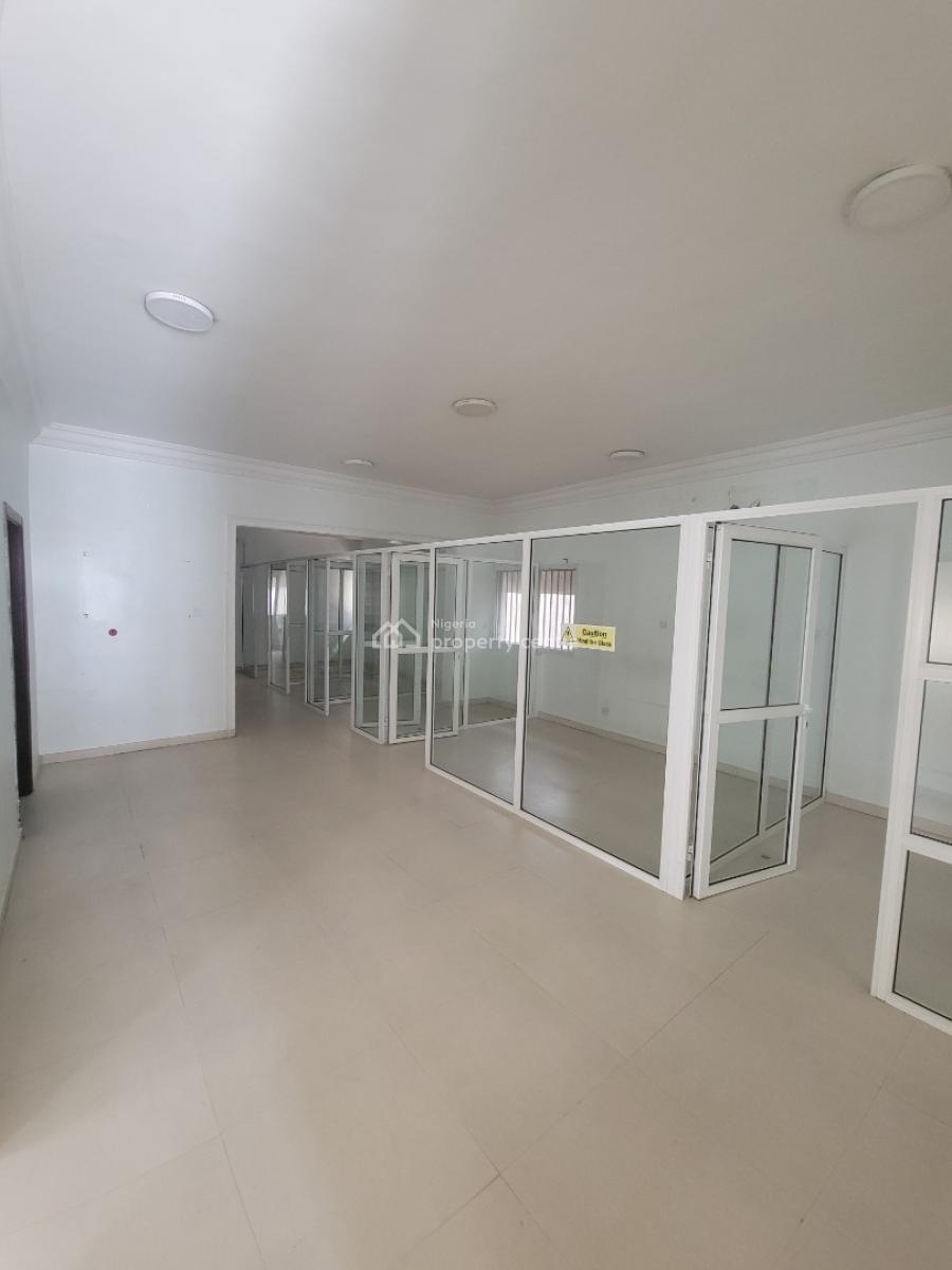 Office Building in Victoria Island Lagos, Victoria Island (vi), Lagos, Semi-detached Duplex for Rent