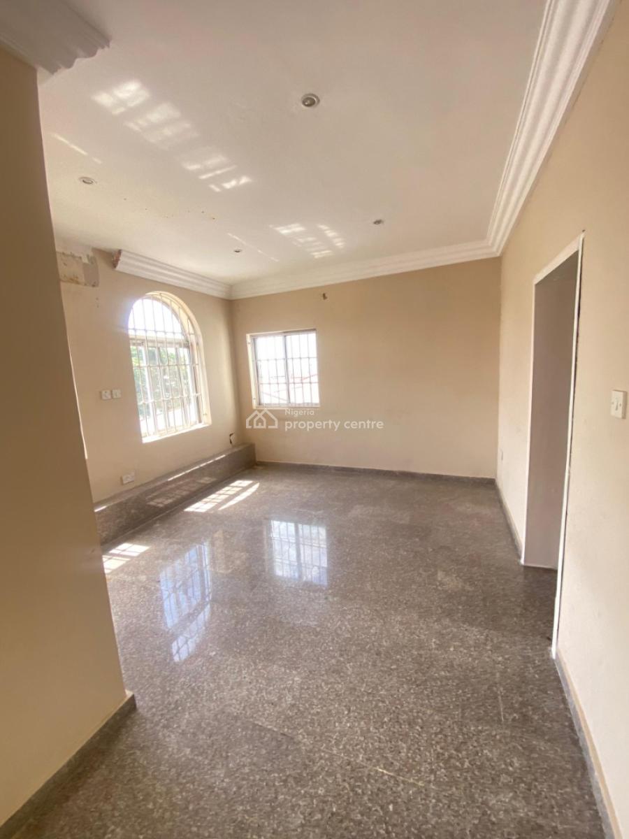Spacious 3-bedroom Fully Serviced Waterfront Apartment with Swimming B, Lekki Phase 1, Lekki, Lagos, Flat / Apartment for Rent