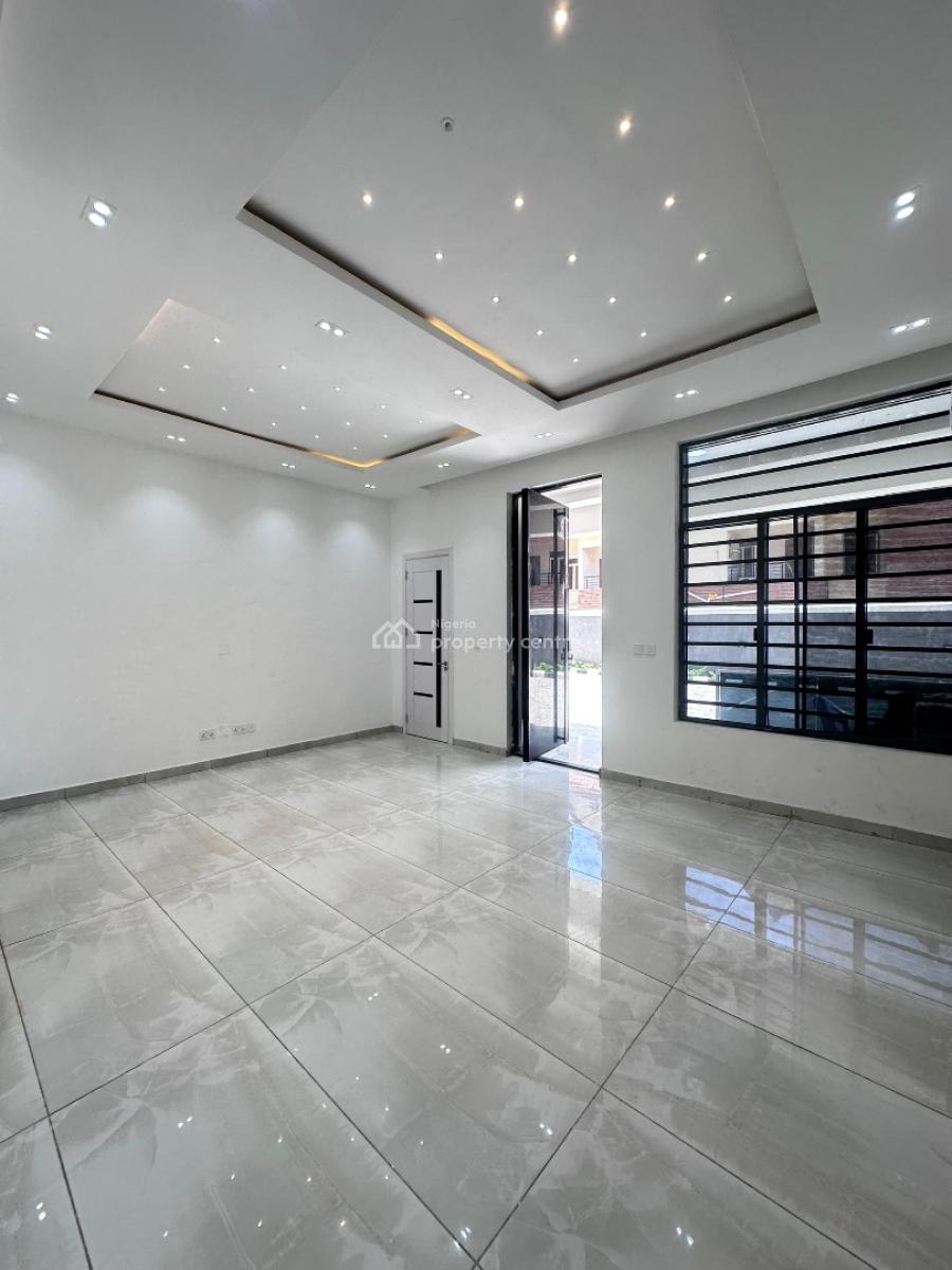 Fully Serviced  3 Bedroom Apartment (ground Floor Available), Lekki Phase 1, Lekki, Lagos, Flat / Apartment for Rent