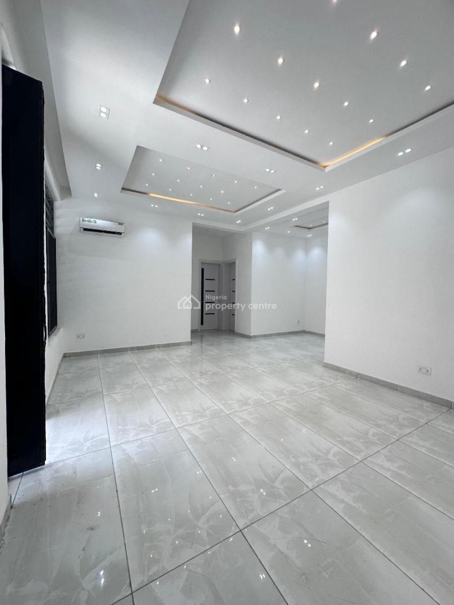 Fully Serviced  3 Bedroom Apartment (ground Floor Available), Lekki Phase 1, Lekki, Lagos, Flat / Apartment for Rent