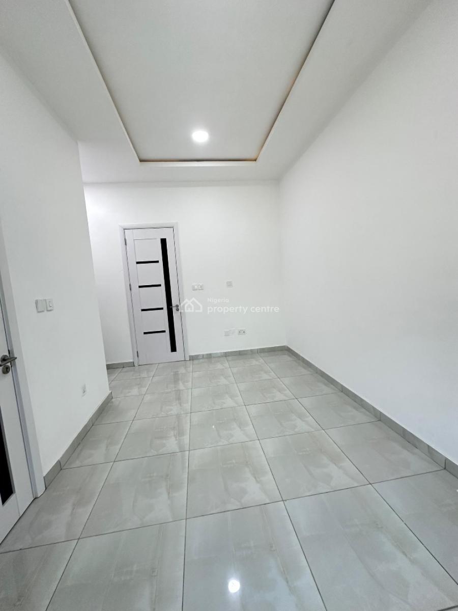 Fully Serviced  3 Bedroom Apartment (ground Floor Available), Lekki Phase 1, Lekki, Lagos, Flat / Apartment for Rent