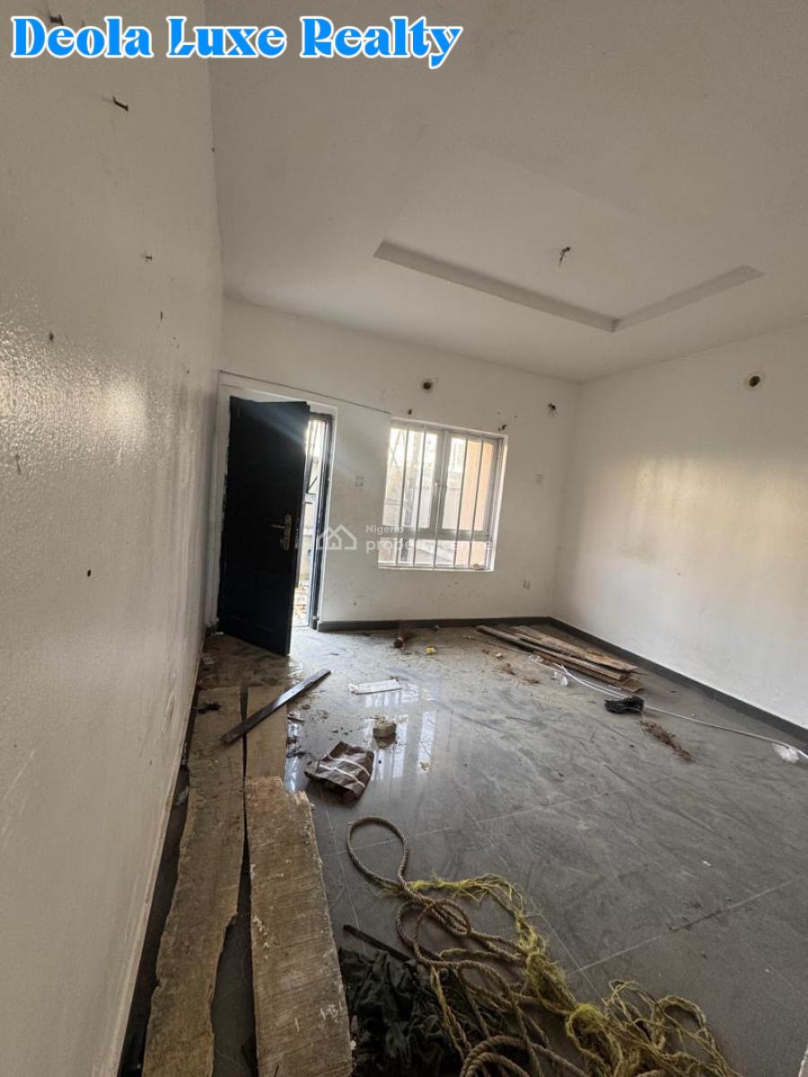 a Nice Space Commercial Space Available for Makeup Artists Or Other Bu, By Mega Chicken, Ikota Villa, Ikota, Lekki, Lagos, Self Contain (single Rooms) for Rent