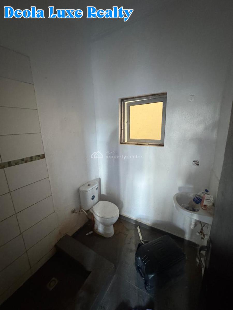 a Nice Space Commercial Space Available for Makeup Artists Or Other Bu, By Mega Chicken, Ikota Villa, Ikota, Lekki, Lagos, Self Contain (single Rooms) for Rent