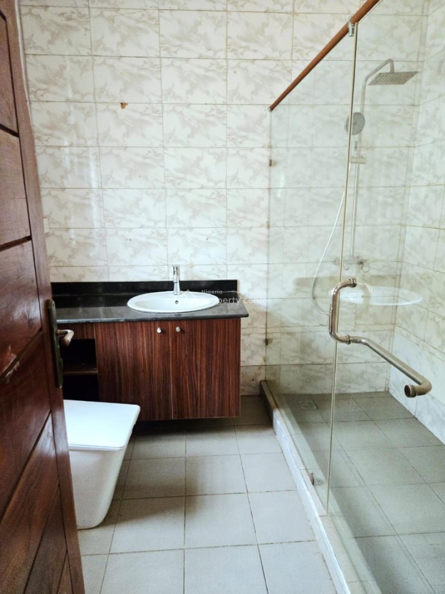 Well Maintained 3 Bedroom Semi-detached Smart Home, Osapa, Lekki, Lagos, Flat / Apartment for Sale