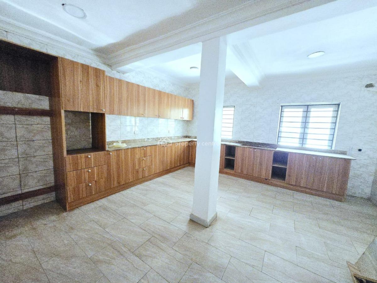 Well Maintained 3 Bedroom Semi-detached Smart Home, Osapa, Lekki, Lagos, Flat / Apartment for Sale