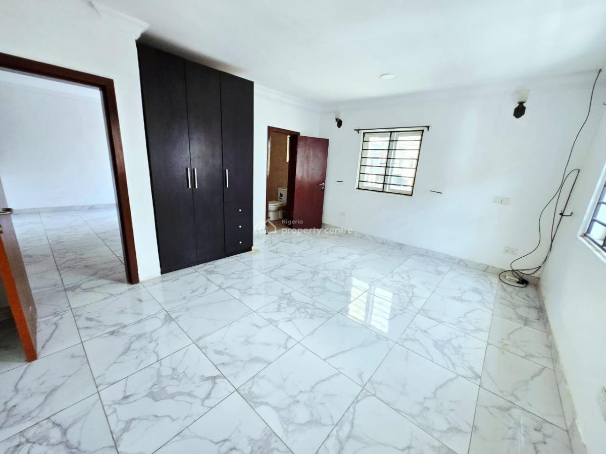 Well Maintained 3 Bedroom Semi-detached Smart Home, Osapa, Lekki, Lagos, Flat / Apartment for Sale