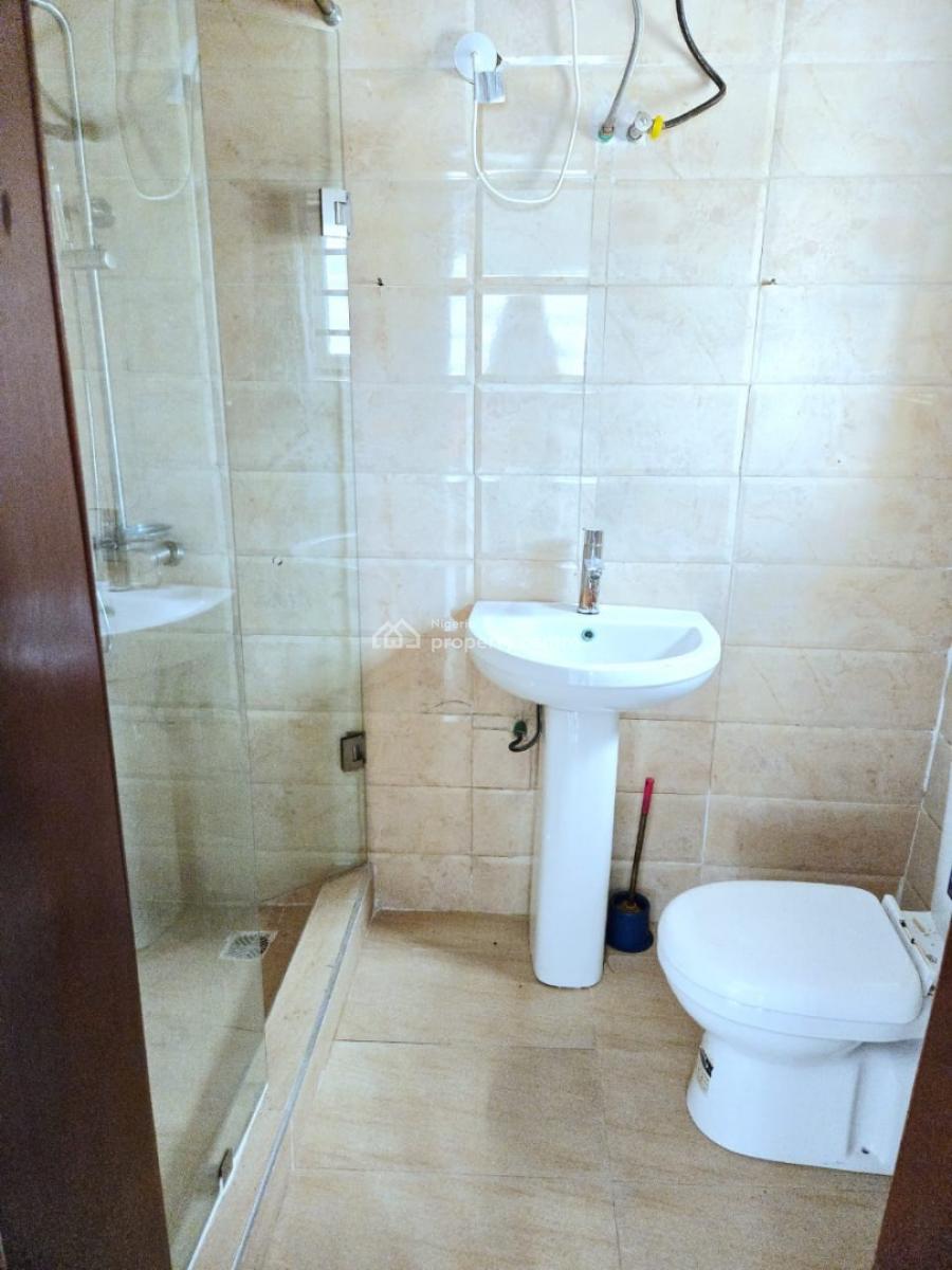 Well Maintained 3 Bedroom Semi-detached Smart Home, Osapa, Lekki, Lagos, Flat / Apartment for Sale