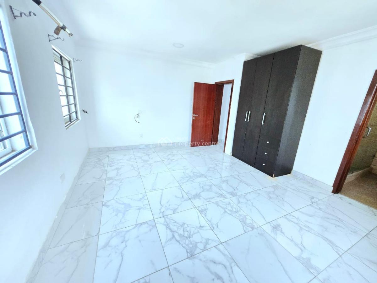 Well Maintained 3 Bedroom Semi-detached Smart Home, Osapa, Lekki, Lagos, Flat / Apartment for Sale