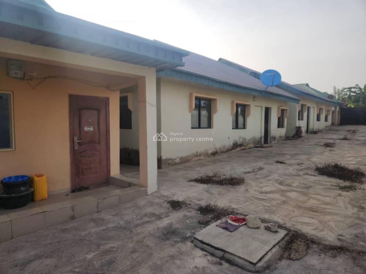 Self Contain, 3 & 2 Bedroom, Osogbo, Osun, Block of Flats for Sale