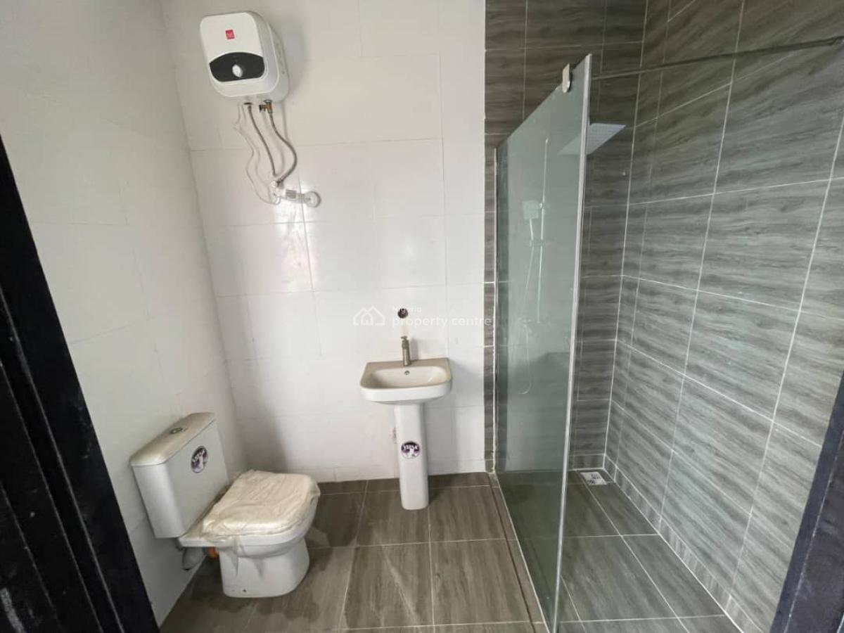Standard 3-bedroom Flat, Ogombo, Ajah, Lagos, Flat / Apartment for Rent