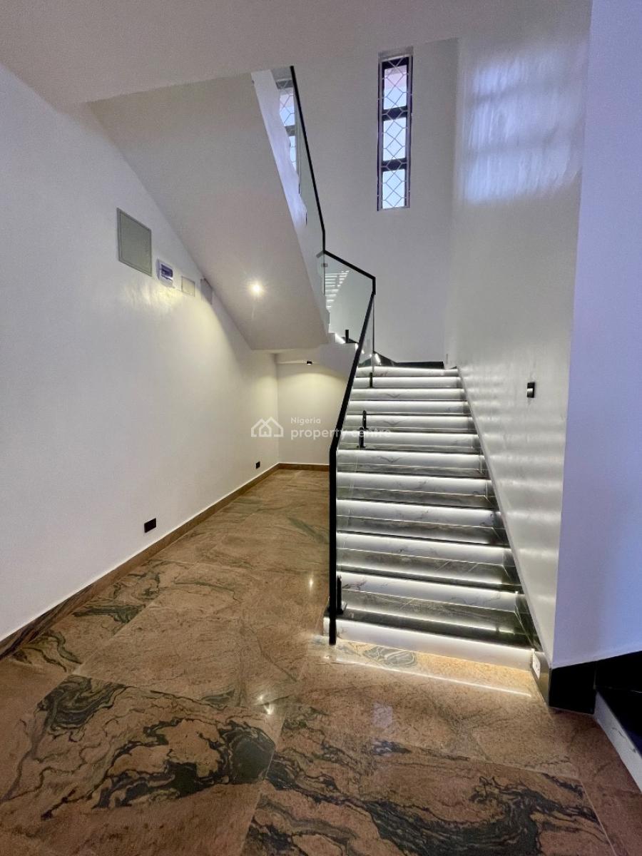 5 Bedroom Smarthome, Tarred Road, Gwarinpa, Abuja, Detached Duplex for Sale