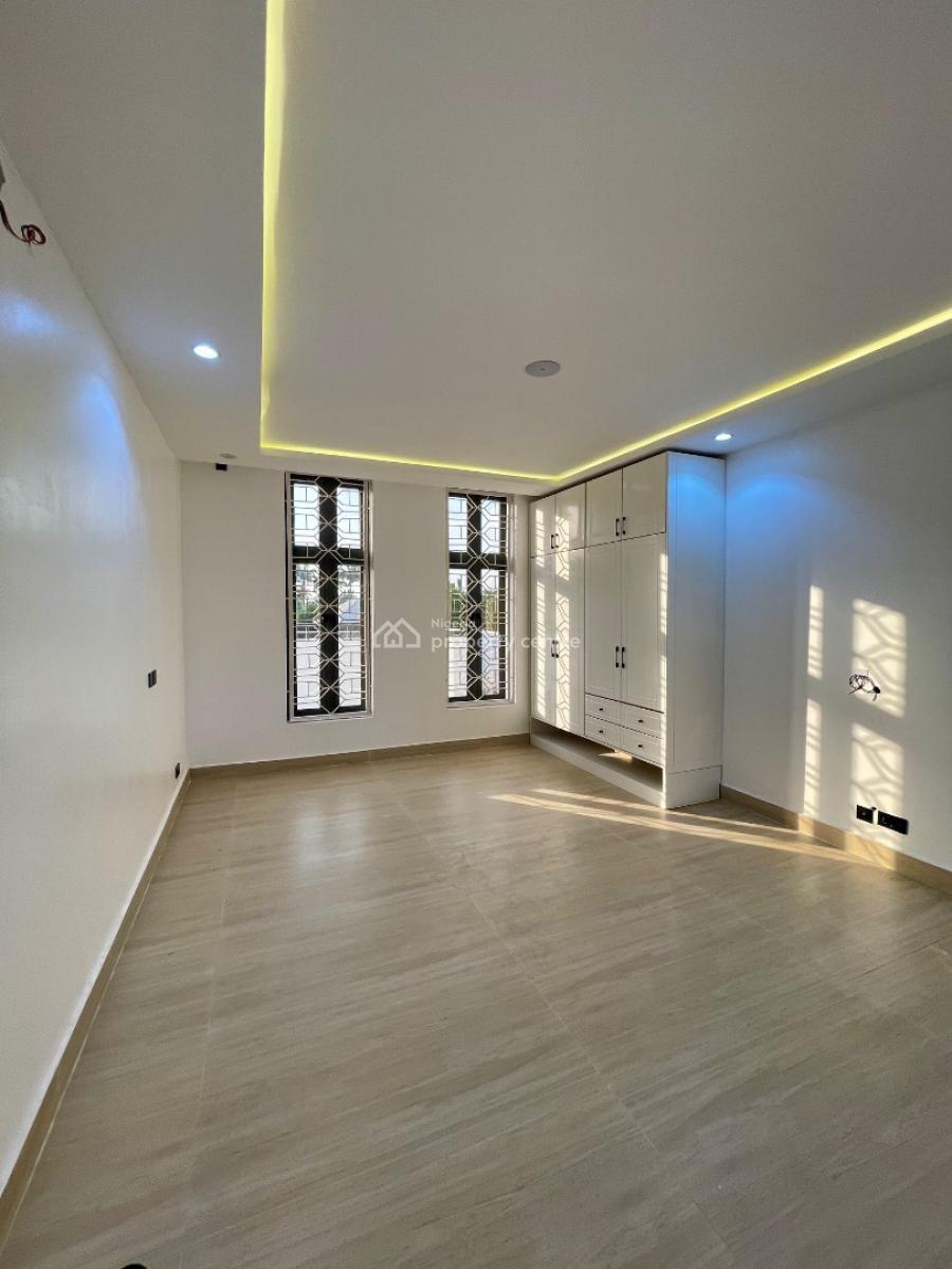 5 Bedroom Smarthome, Tarred Road, Gwarinpa, Abuja, Detached Duplex for Sale