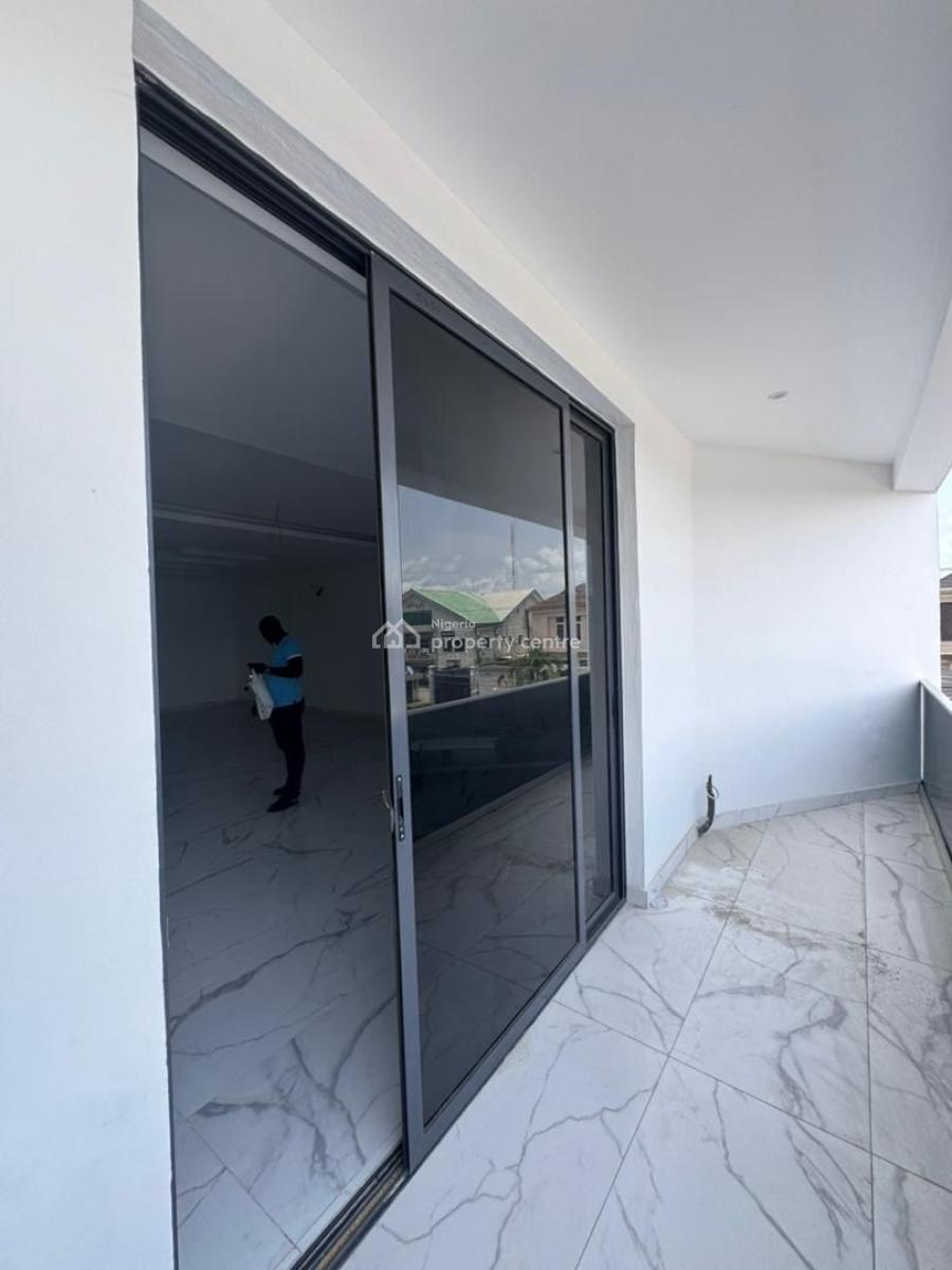 4 Bedroom Semi Detached Terrace Duplex, Lekki Phase 1, Lekki, Lagos, Semi-detached Duplex for Sale