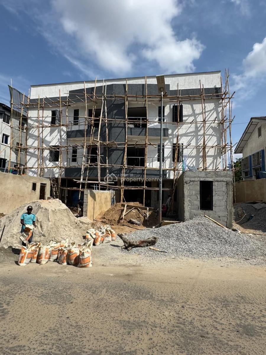 2 Bedroom Apartment with Boys Quarters, Yaba, Lagos, Flat / Apartment for Sale