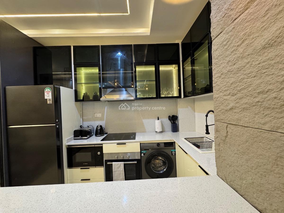 Fully Furnished 2-bedroom Waterfront Apartment, Admiralty Road, Lekki Phase 1, Lekki, Lagos, Flat / Apartment for Rent