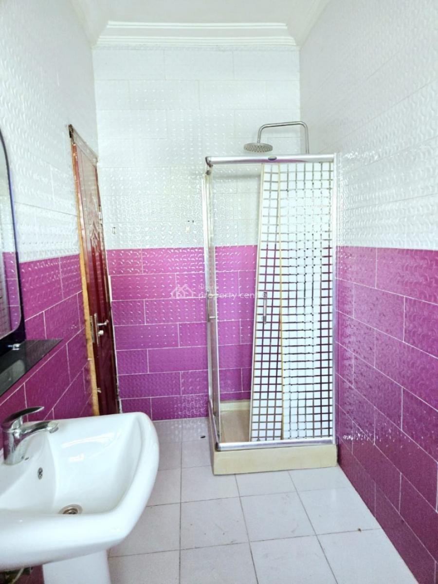 Well Maintained 4 Bedroom Semi-detached Duplex, Pinnock Beach Estate, Osapa, Lekki, Lagos, Terraced Duplex for Rent
