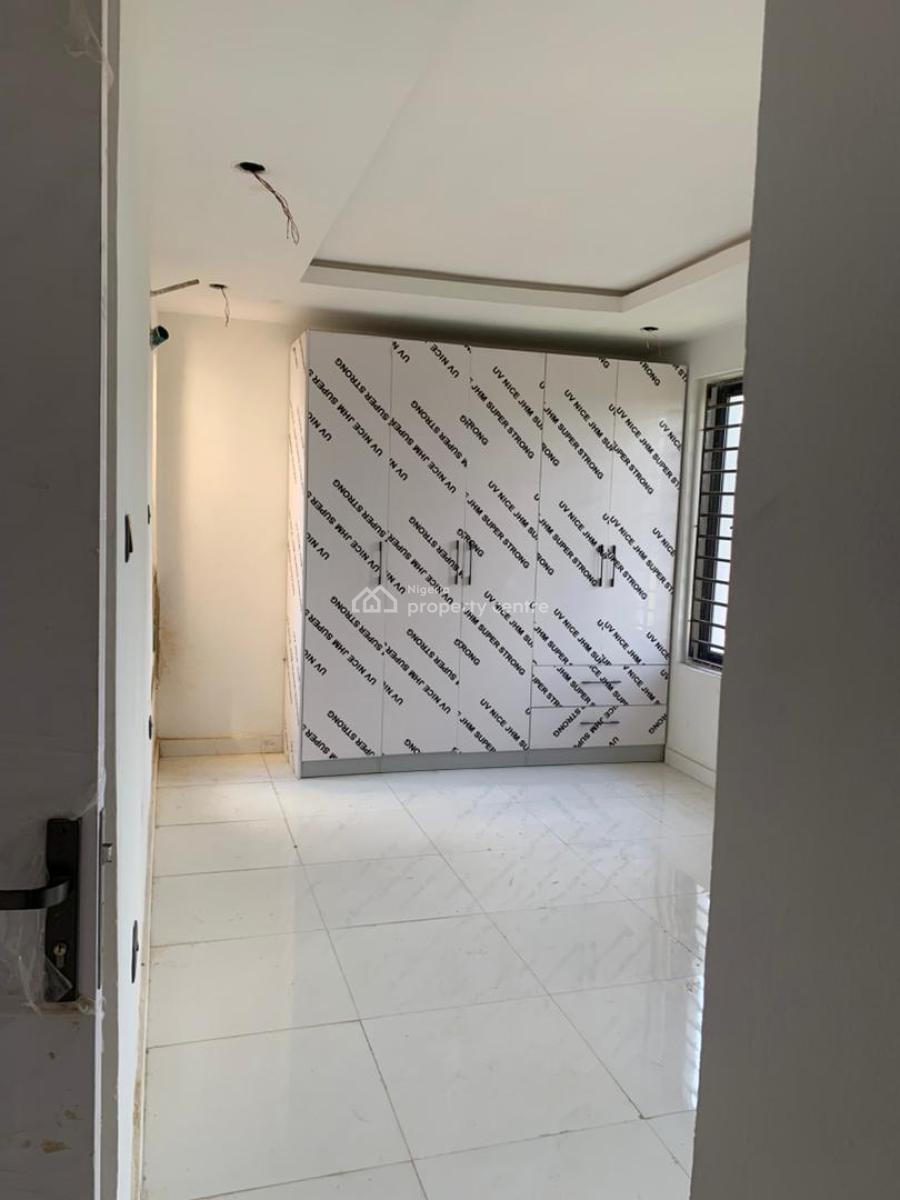 4 Bedroom Semi-detached Duplex with 2 Room & Parlour Bq, Femi Okunnu Estate, Osapa, Lekki, Lagos, Detached Duplex for Sale