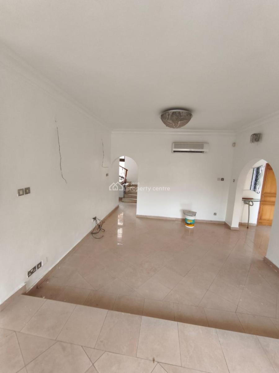 Newly Renovated 4-bedroom Semi-detached Duplex with 1bedroom Bq, Off Admiralty Way, Lekki Phase 1, Lekki, Lagos, Semi-detached Duplex for Rent