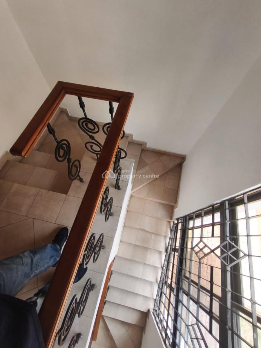 Newly Renovated 4-bedroom Semi-detached Duplex with 1bedroom Bq, Off Admiralty Way, Lekki Phase 1, Lekki, Lagos, Semi-detached Duplex for Rent