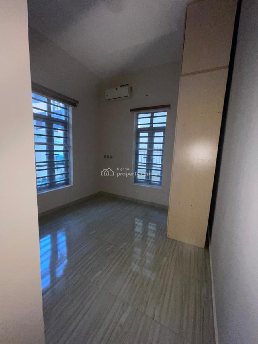 Top Notch Mini Flat Apartment, U3 Estate, Lekki Right, Lekki Phase 1, Lekki, Lagos, Mini Flat (room and Parlour) for Rent