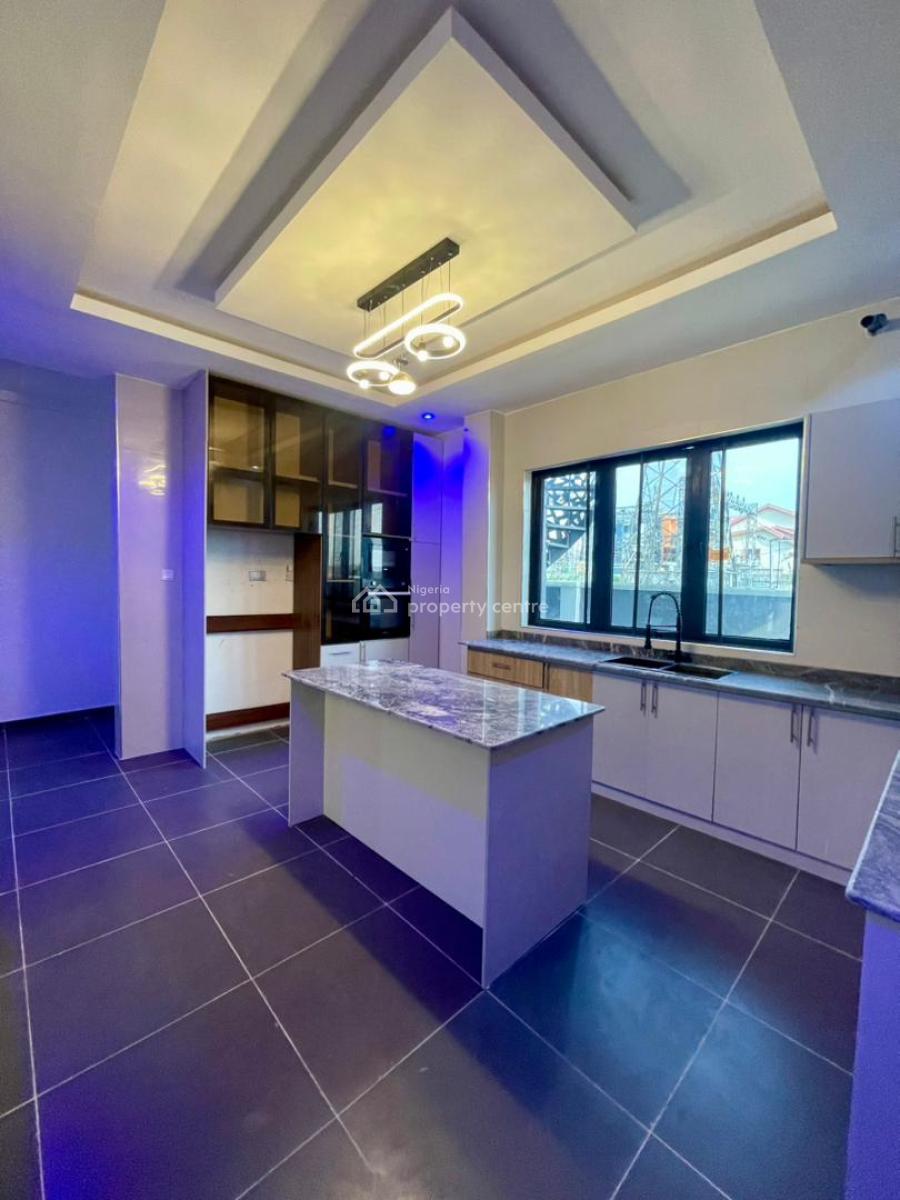 4 Bedrooms Semi Detached - Duplex House + Bq, Gra, Ogudu, Lagos, Semi-detached Duplex for Sale