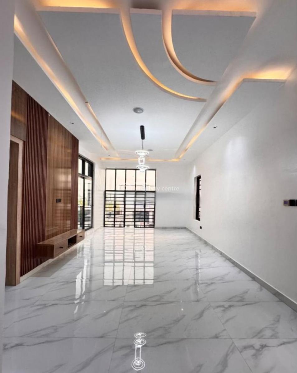 5 Bedrooms Fully Detached Duplex with Bq, Chevron, Lekki, Lagos, Detached Duplex for Sale