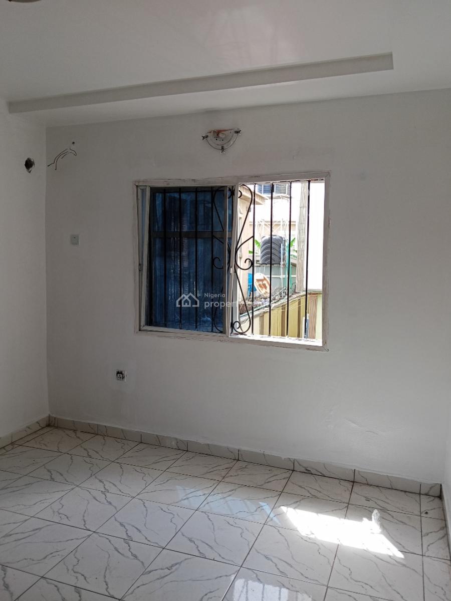 Recently Vacated Petit Miniflat Upstairs, Dkk, Sangotedo, Ajah, Lagos, Mini Flat (room and Parlour) for Rent