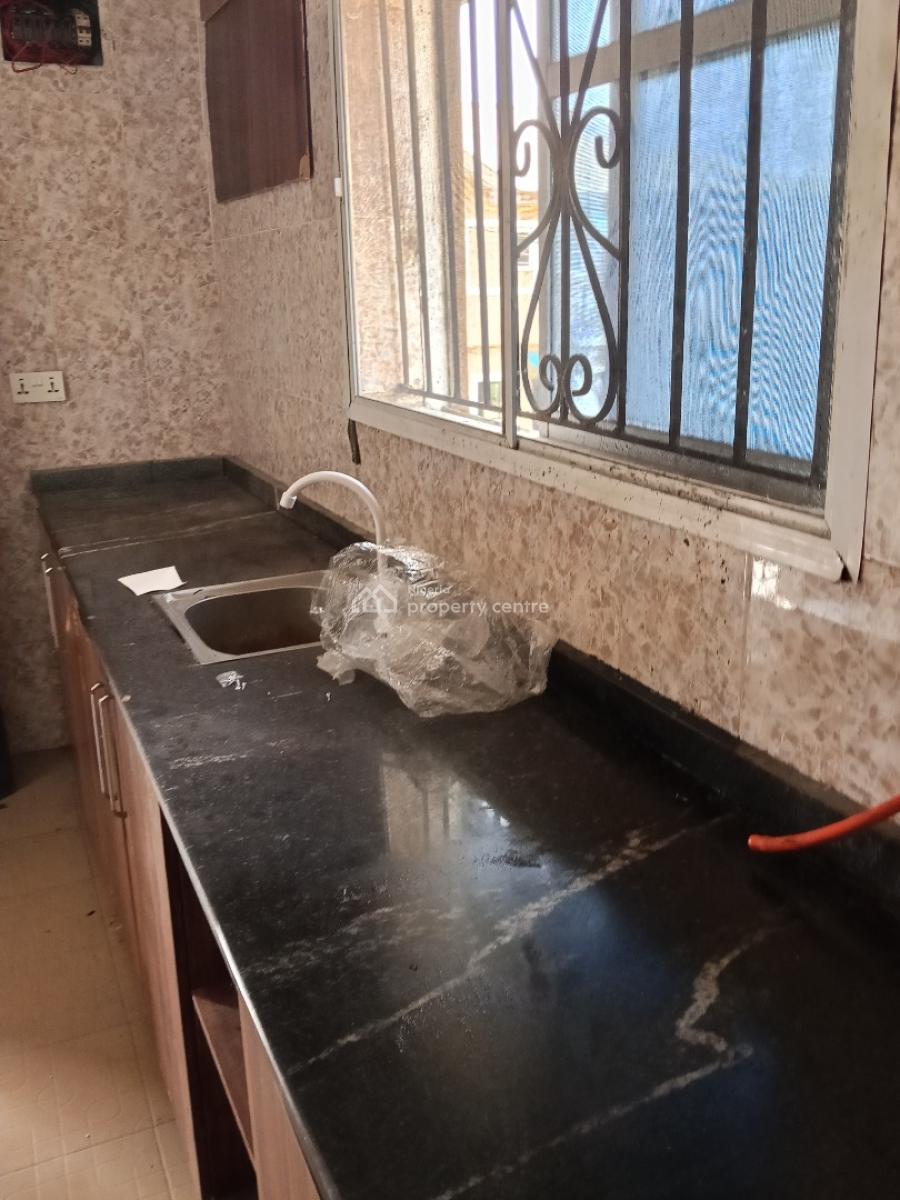 Recently Vacated Petit Miniflat Upstairs, Dkk, Sangotedo, Ajah, Lagos, Mini Flat (room and Parlour) for Rent