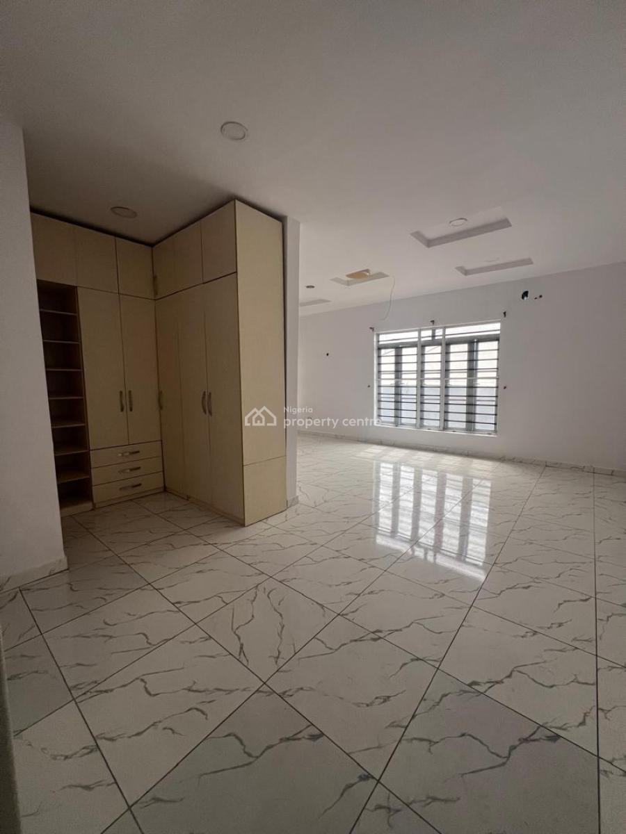 Specious Well Built 4bedroom Cornerpiece Terrace Duplex, Oral Estate Chevron Tollgate Lekki Lagos, Ikota, Lekki, Lagos, Terraced Duplex for Rent
