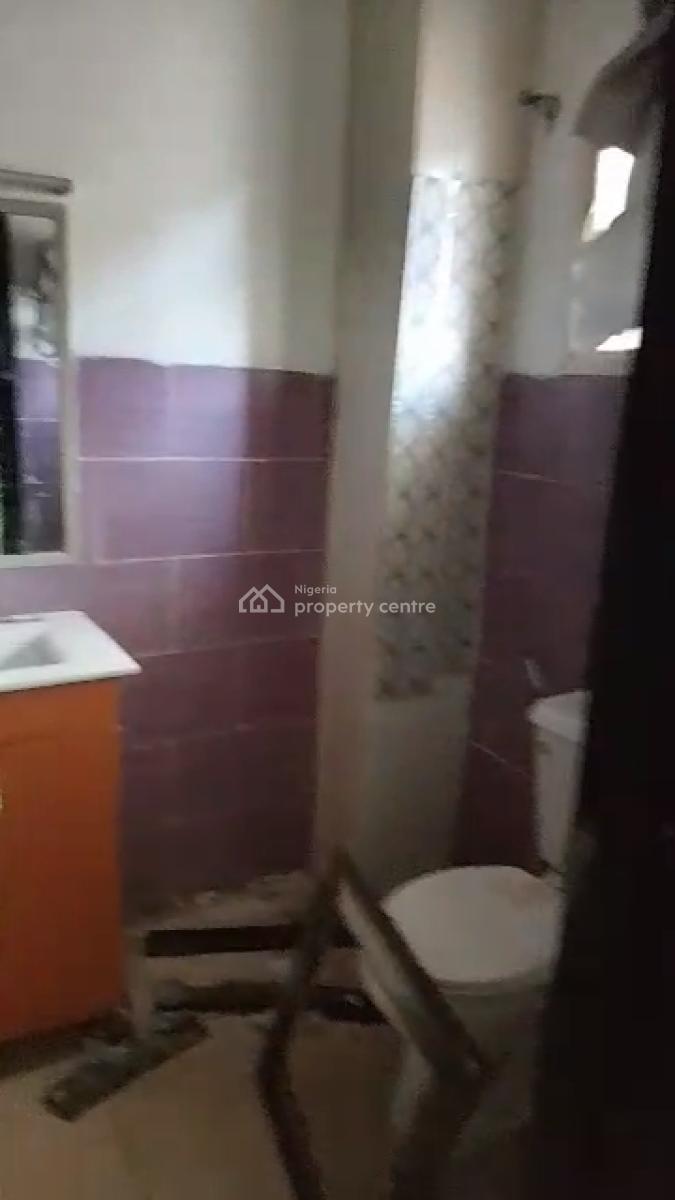 Lovely 2 Bedroom Open Kitchen Apartment (3rd Floor), Agidingbi, Agidingbi, Ikeja, Lagos, Flat / Apartment for Rent