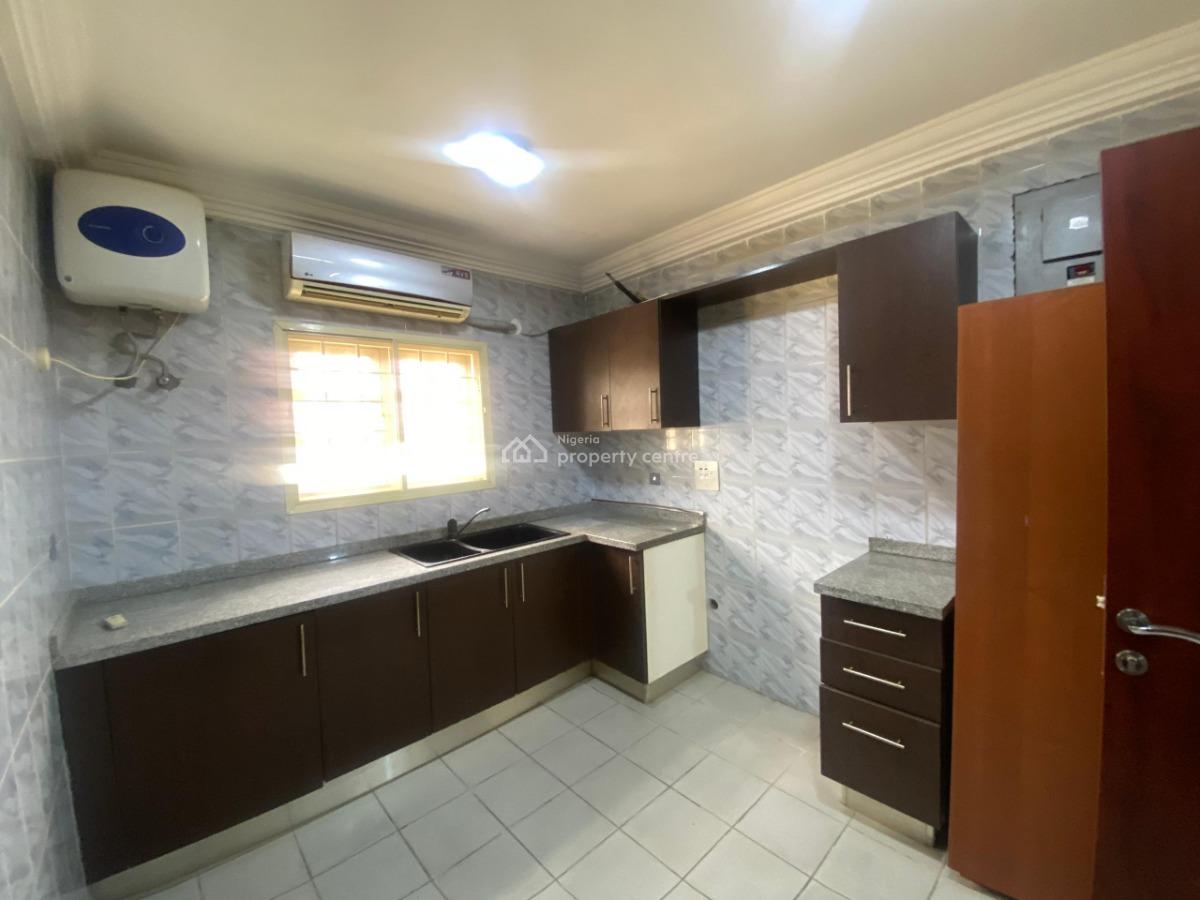 Service Two(2) Bedrooms in Asokoro!, Akezua Street, Asokoro District, Asokoro District, Abuja, Flat / Apartment for Rent