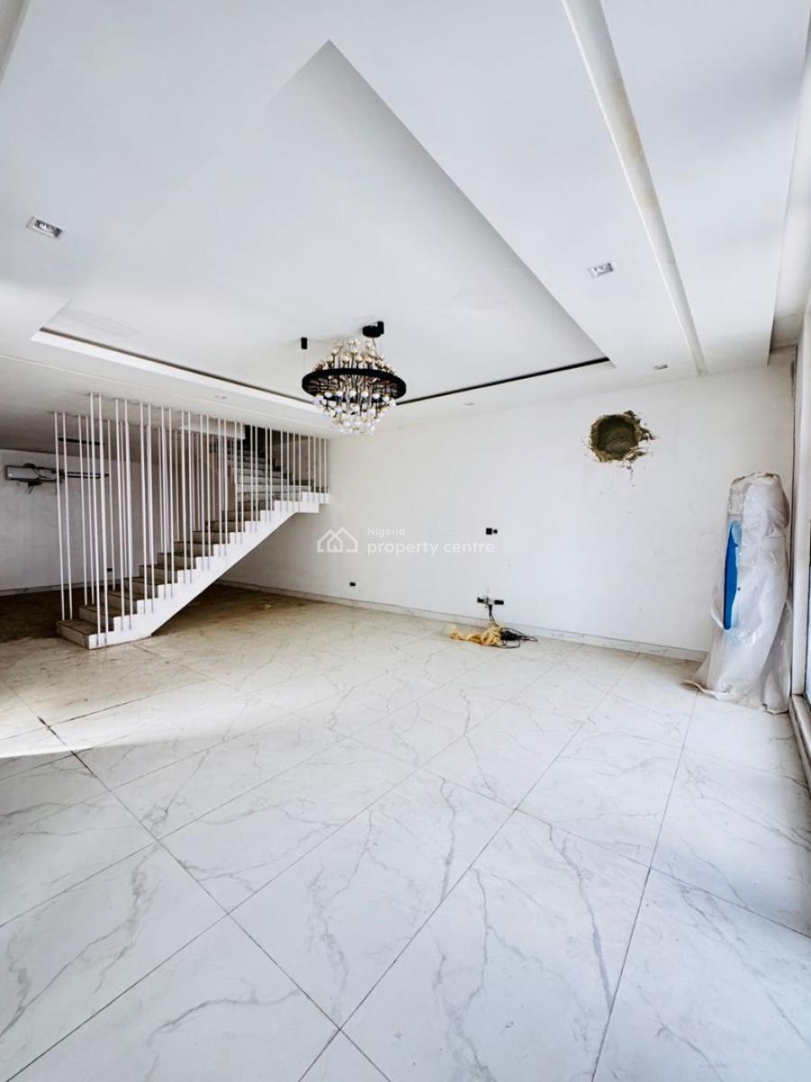 Exquisitely Built 3 Bedroom Maisonette Apartment, Platinum Way, Ikate, Lekki, Lagos, Flat / Apartment for Rent