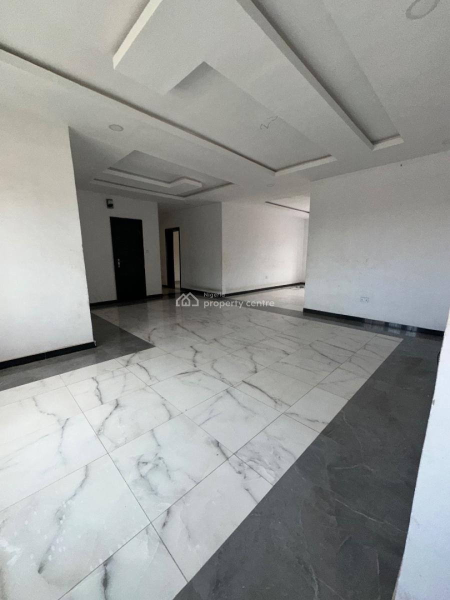 Specious 3bedroom Apartment, New Road Alpha Beach, Lekki, Lagos, Flat / Apartment for Rent