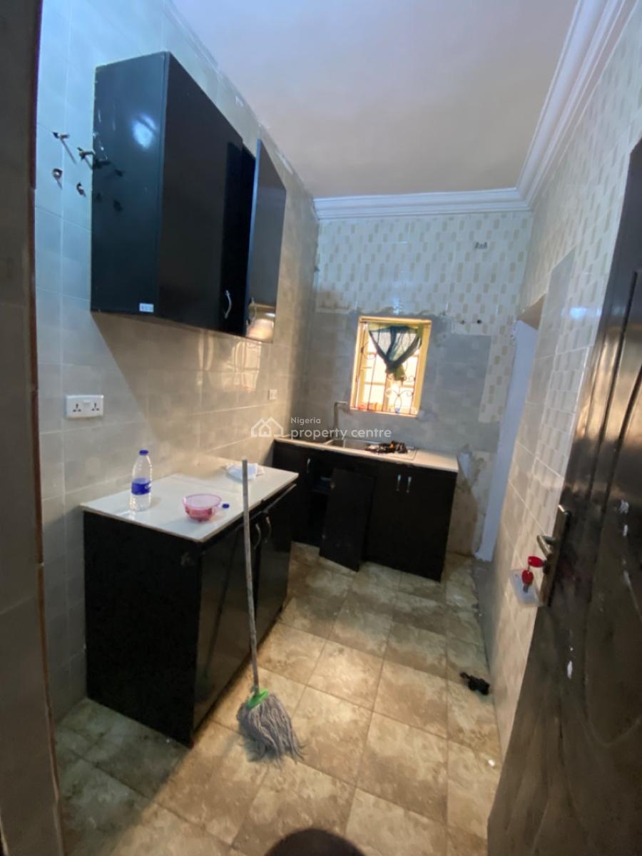 Neatly Used 1 Bedroom Flat, Divine Garden Estate, Behind Sky Mall, Ajah, Lagos, Flat / Apartment for Rent