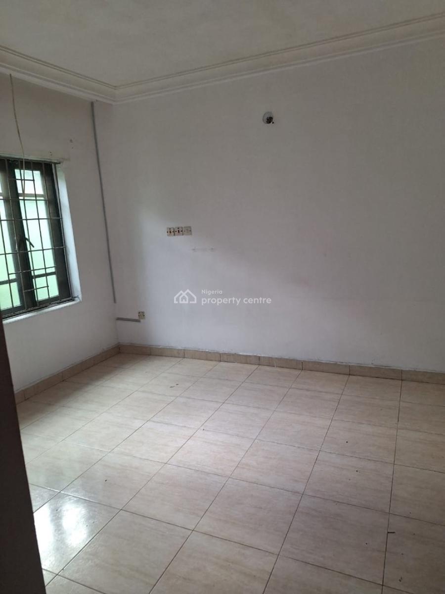 Two Bedroom Ground Floor Apartment (en-suite ), Lekki Phase 1, Lekki, Lagos, Flat / Apartment for Rent