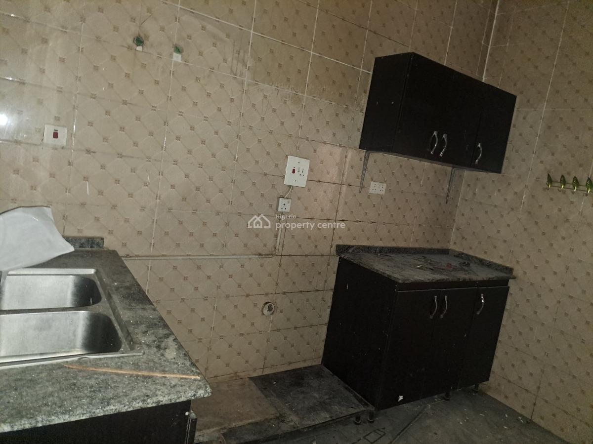Well Finished 2 Bedroom Flat, Mabushi, Abuja, Flat / Apartment for Rent