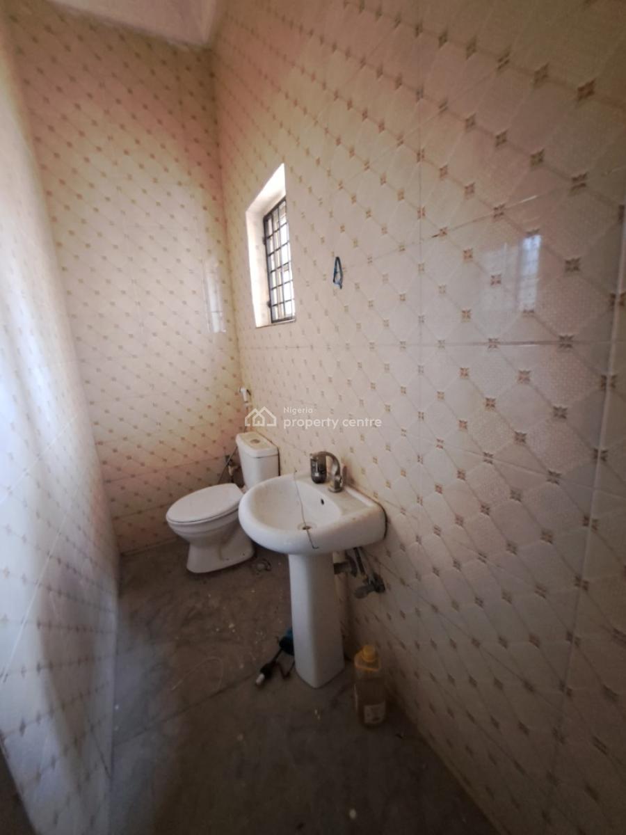 Well Finished 2 Bedroom Flat, Mabushi, Abuja, Flat / Apartment for Rent