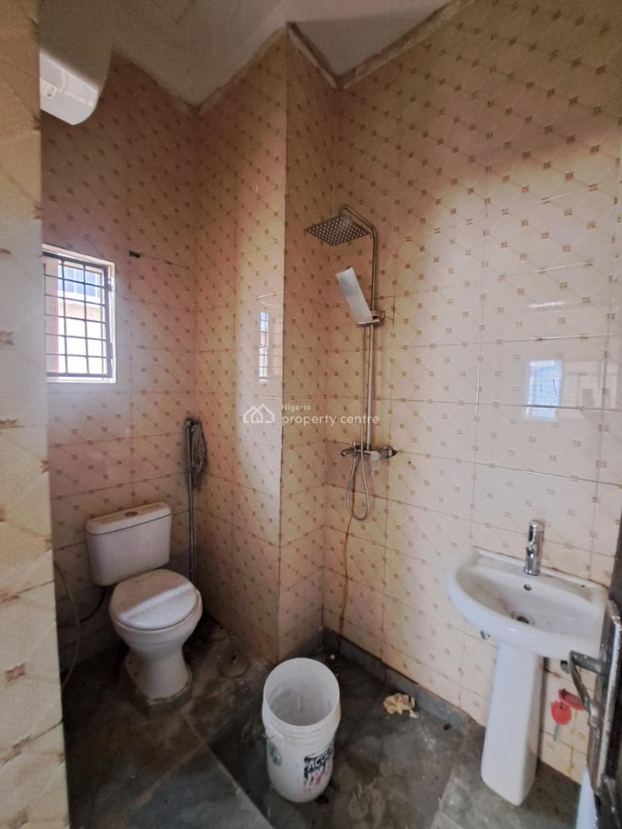 Well Finished 2 Bedroom Flat, Mabushi, Abuja, Flat / Apartment for Rent