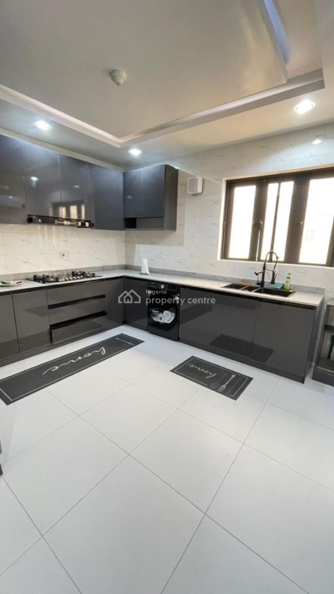 a Well Finished and Fully Furnished 2 Bedroom Apartment, Behind Nike Art Gallery, Lekki Phase 1, Lekki, Lagos, Flat / Apartment for Rent
