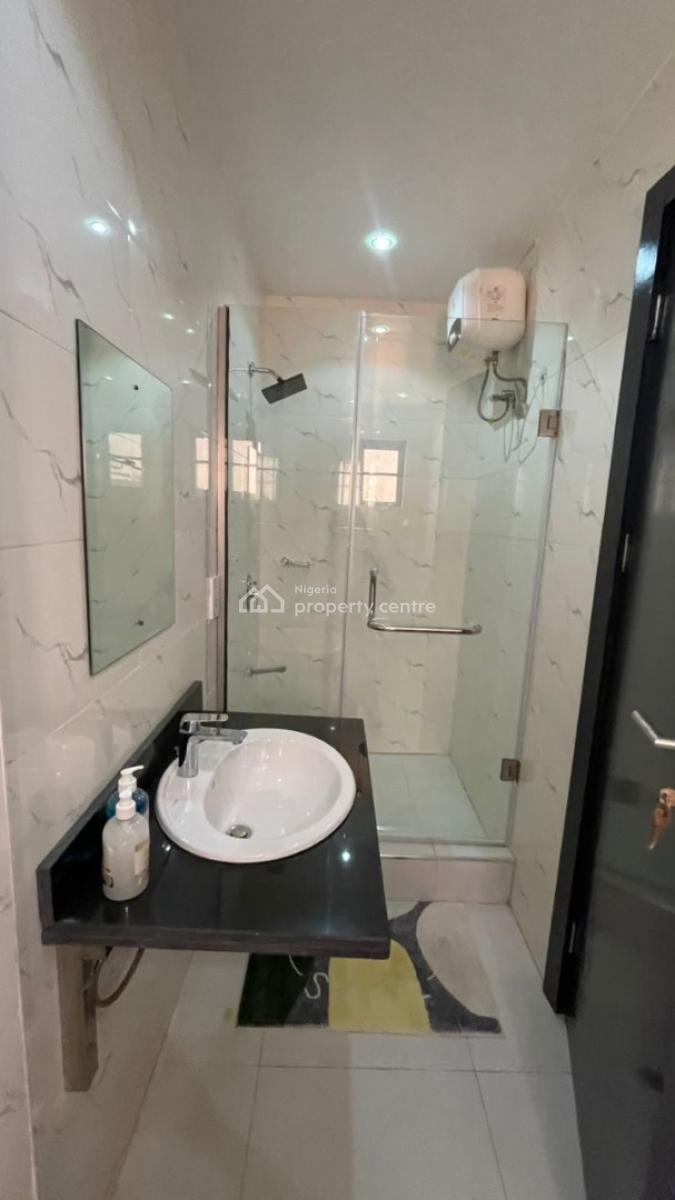 a Well Finished and Fully Furnished 2 Bedroom Apartment, Behind Nike Art Gallery, Lekki Phase 1, Lekki, Lagos, Flat / Apartment for Rent
