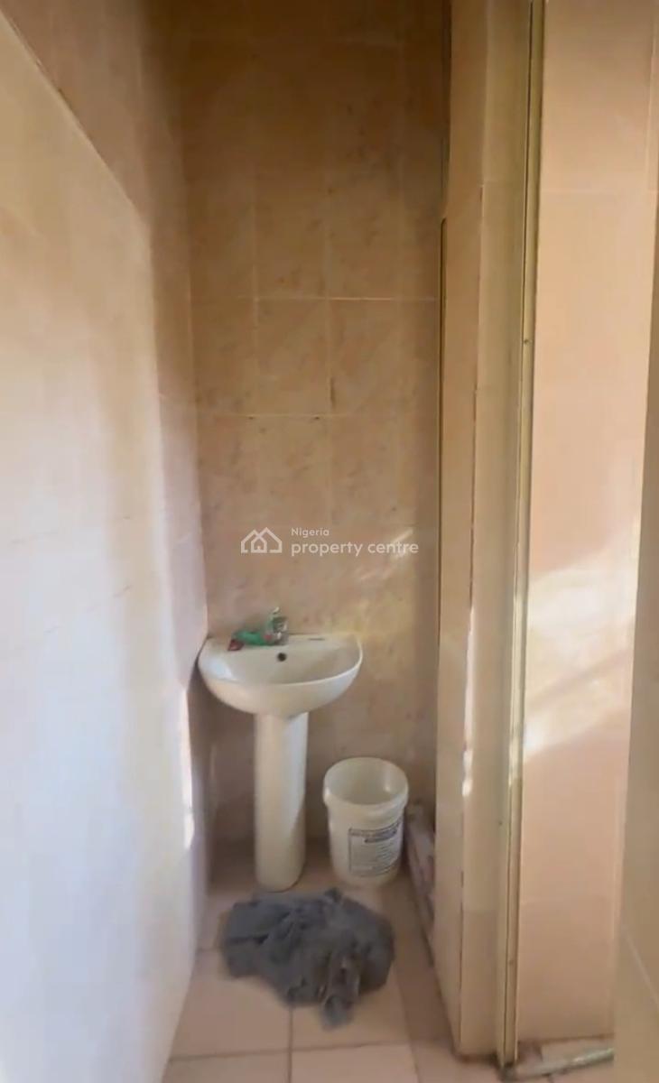 Spacious Room Selfcon with Kitchenette { Video}, Muniru Estate, Ogombo, Ajah, Lagos, Self Contain (single Rooms) for Rent