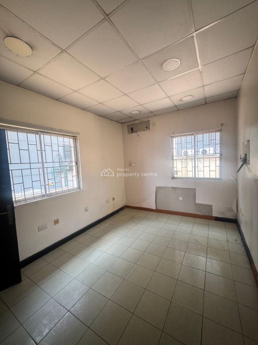Semi-detached Duplexs with 2 Bqs for Commercial Use in Vi, Victoria Island (vi), Lagos, Commercial Property for Rent