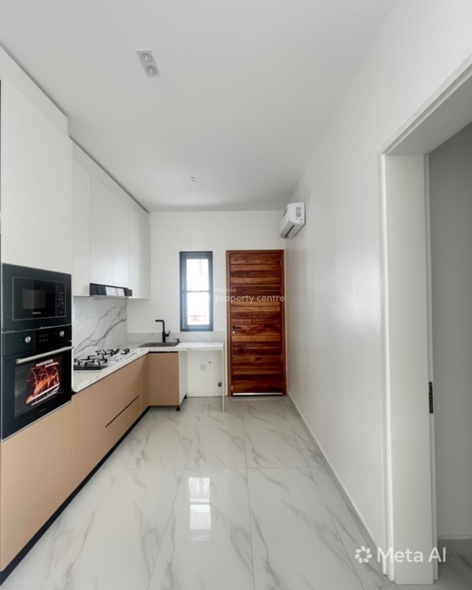 1 Bedroom Apartment, Lekki Phase 1, Lekki, Lagos, House for Sale
