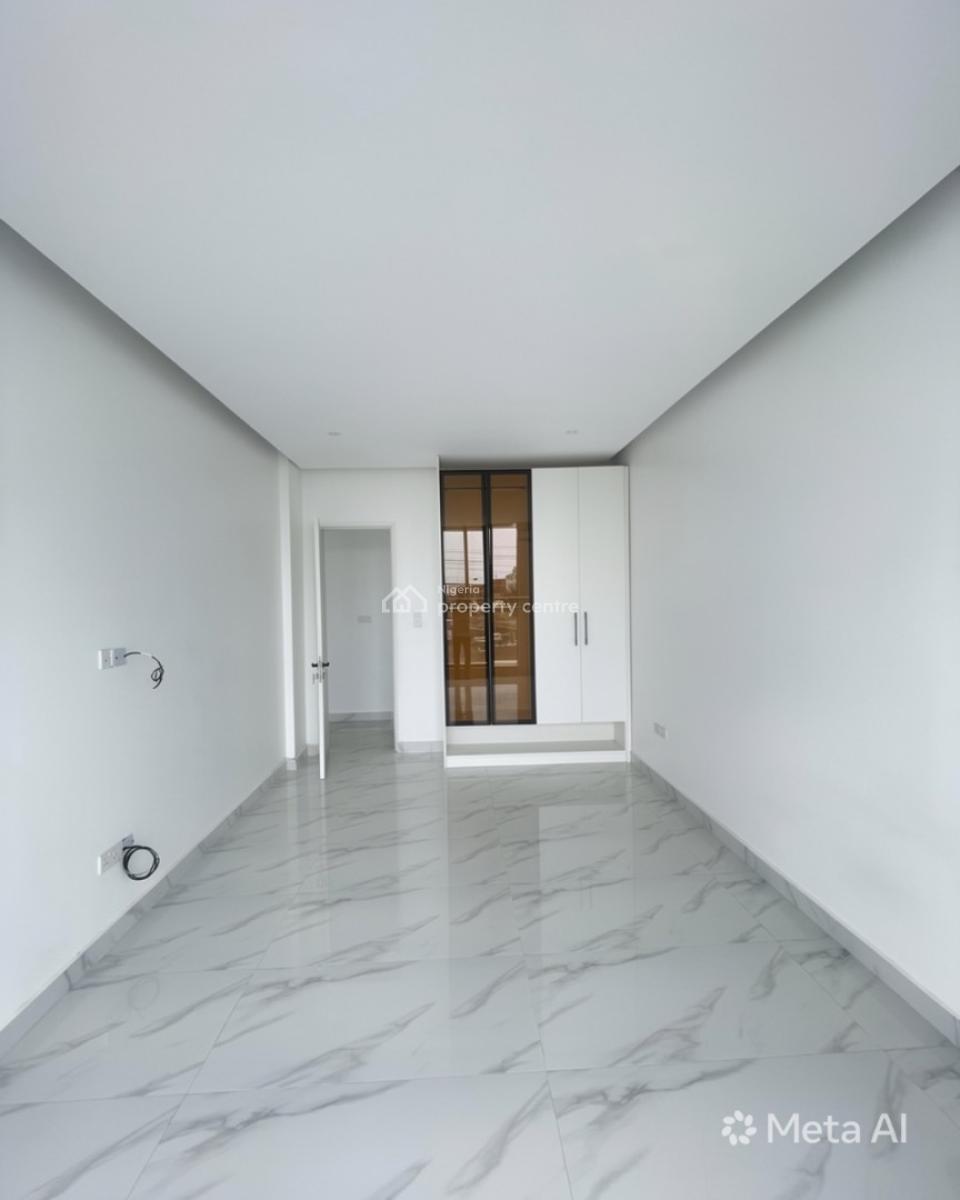 1 Bedroom Apartment, Lekki Phase 1, Lekki, Lagos, House for Sale