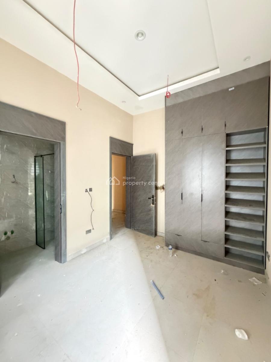 All Rooms En-suit 3 Bedrooms Apartment + Bq, Opebi, Ikeja, Lagos, Flat / Apartment for Sale