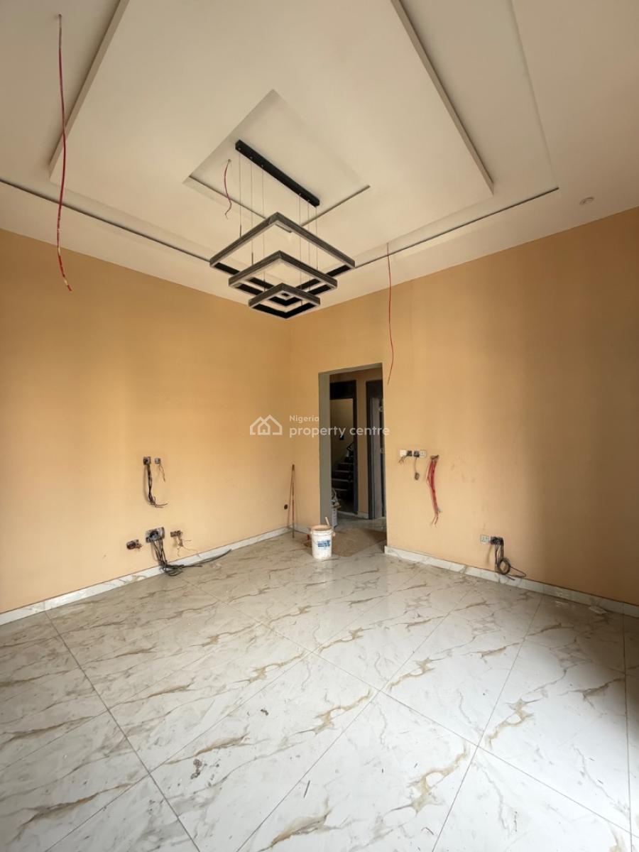All Rooms En-suit 3 Bedrooms Apartment + Bq, Opebi, Ikeja, Lagos, Flat / Apartment for Sale