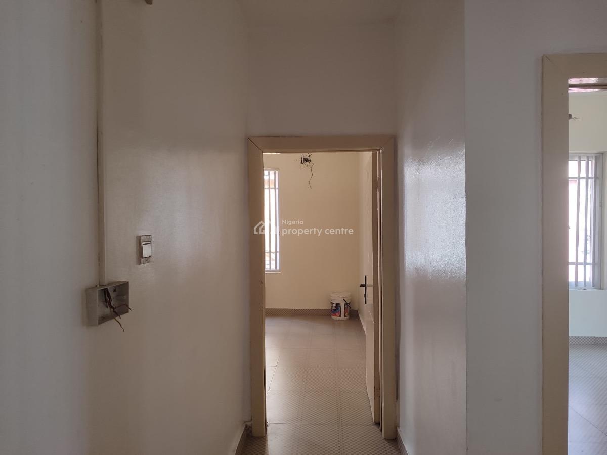 Contemporary 3-bedroom Semi-detached Duplex with Bq, Lekki County, Ikota, Lekki, Lagos, Semi-detached Duplex for Rent