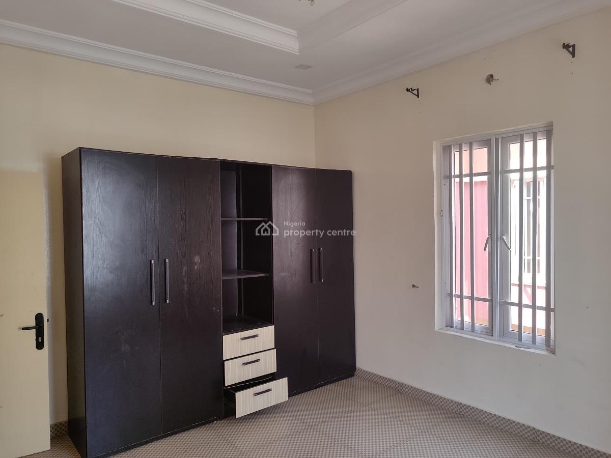 Contemporary 3-bedroom Semi-detached Duplex with Bq, Lekki County, Ikota, Lekki, Lagos, Semi-detached Duplex for Rent