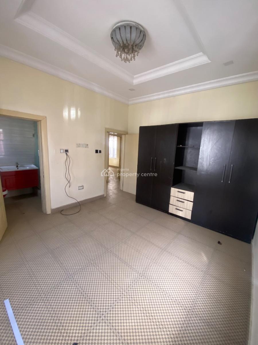 3 Bedroom Semi-detached Duplex with Bq, Alone in The Compound, Lekki County, Ikota, Lekki, Lagos, Semi-detached Duplex for Rent